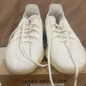 Yeezy Boost 350 V2 Cream White Sneakers